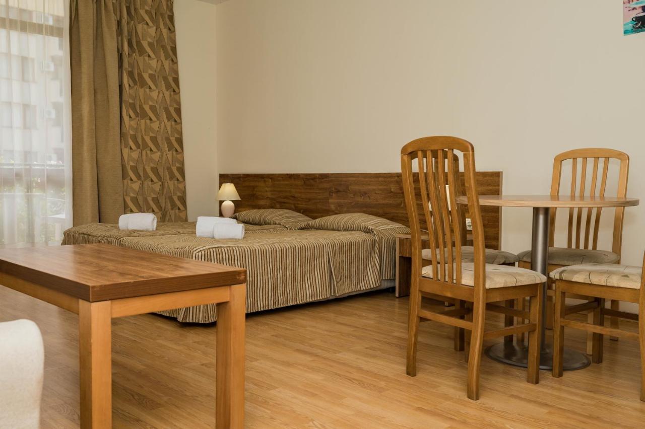 סאני ביץ' Apart Hotel Sunny Victory מראה חיצוני תמונה